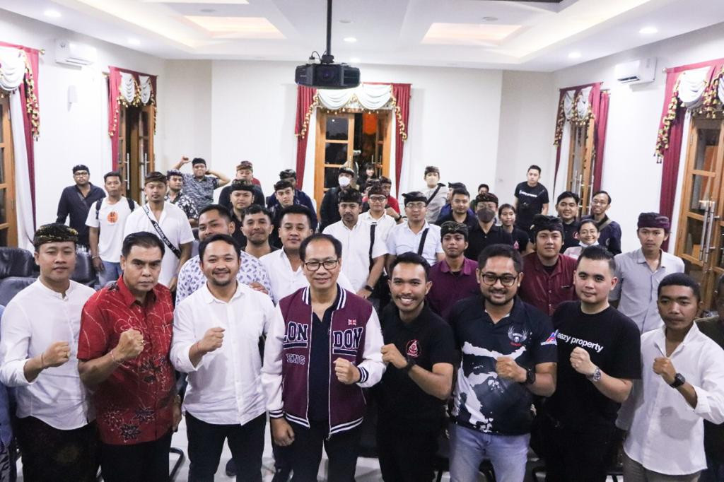 Wabup Suiasa Pimpin Pertemuan “Pemuda Badung Bangkit” Bersama Yowana se-Kabupaten Badung